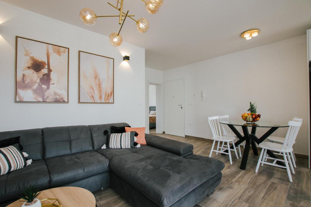 Luxury Apartments Marija Trogir Buitenkant foto