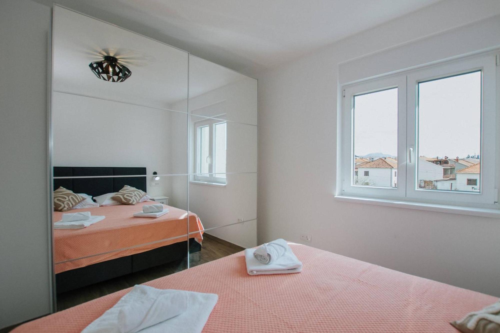 Luxury Apartments Marija Trogir Kamer foto